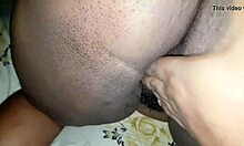 Ебаносова жена са ружичастом вагином добија двоструку аналну пенетрацију